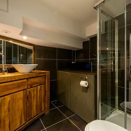 Trendy Topvilla Op 100 M. Van Het Strand Appartement *