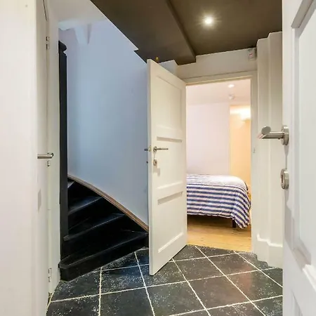 Trendy Topvilla Op 100 M. Van Het Strand Apartman